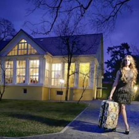 Boutique Hotel Villa P Oezjhorod Buitenkant foto