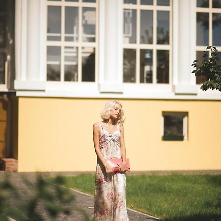 Boutique Hotel Villa P Oezjhorod Buitenkant foto