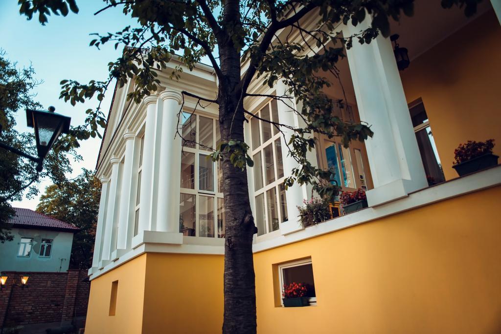 Boutique Hotel Villa P Oezjhorod Buitenkant foto